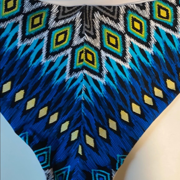 Victoria’s SecretReversible BikiniWhite/ Multi - Picture 6 of 8